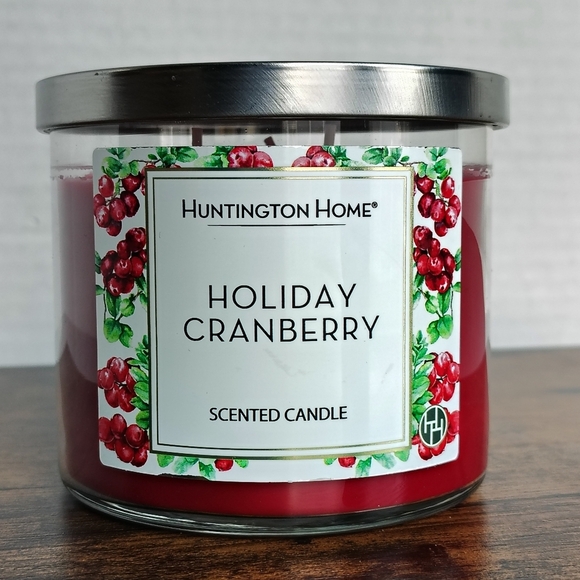 Huntington Home Holiday Cranberry Candle Jar with Festive Label - Picture 1 of 10